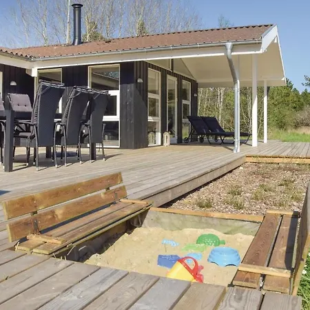 Three-bedroom Holiday In Romo * Molby